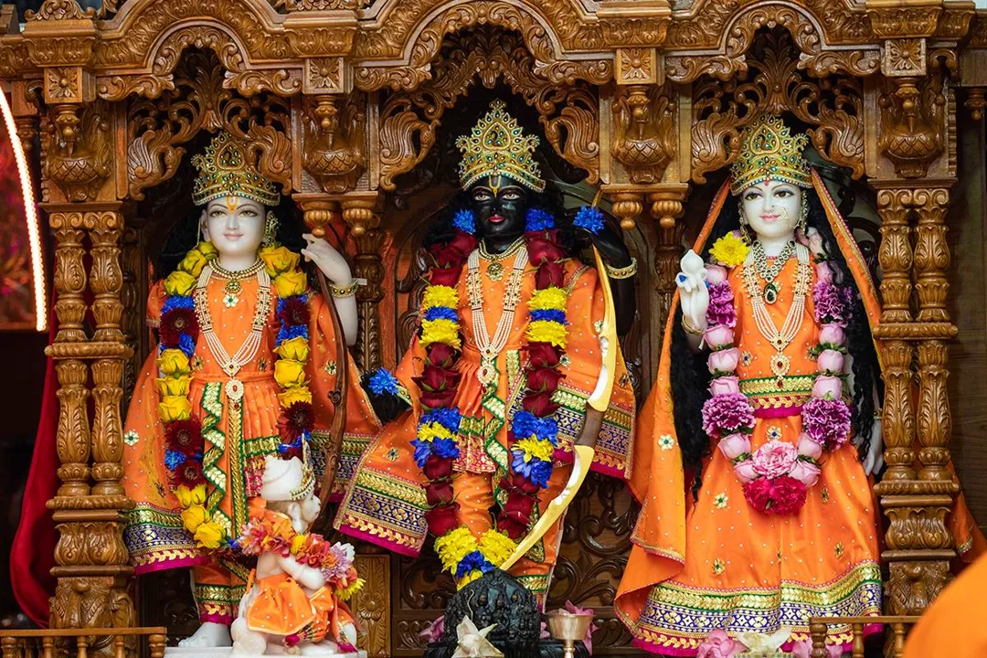 hindy deities, sita, rama, lakshman and hanuman